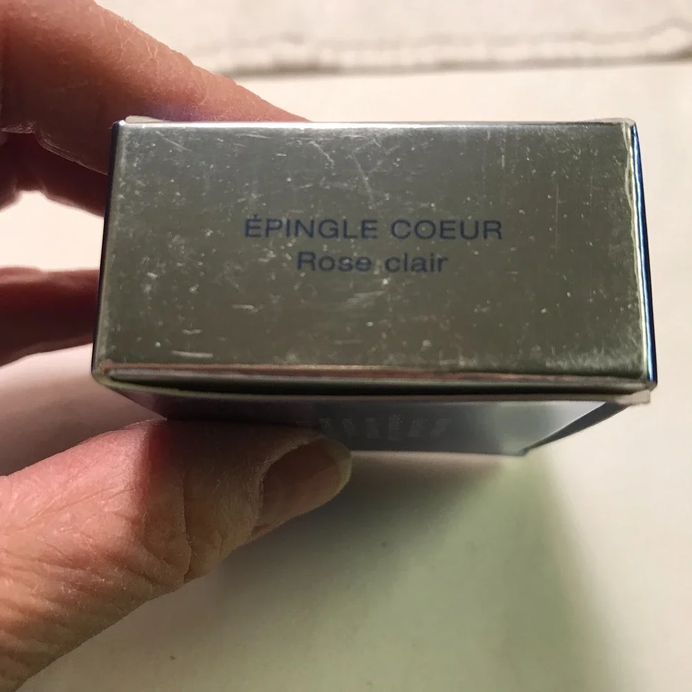 Avon Vintage 2004 Heart‎ Tac Pin - Light Rose